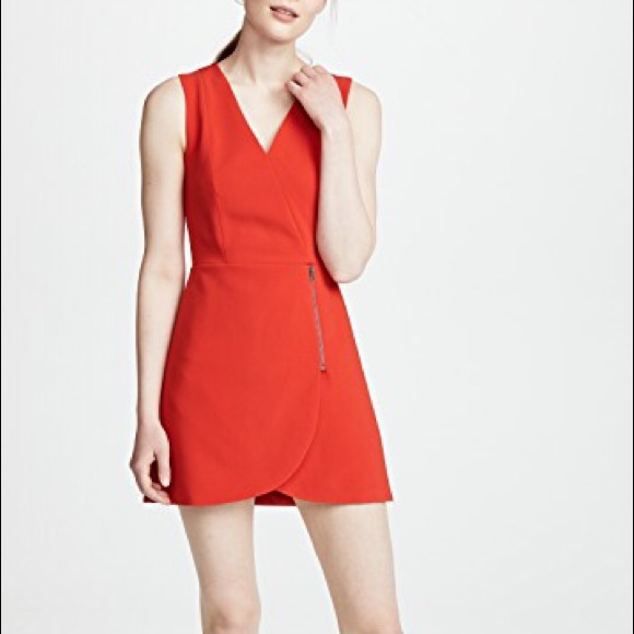 Alice + Olivia Dresses & Skirts - NWT Alice + Olivia Lennon Dress Red